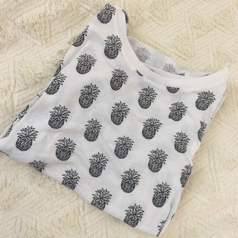 🍍Pineapple Easy Tee 🍍